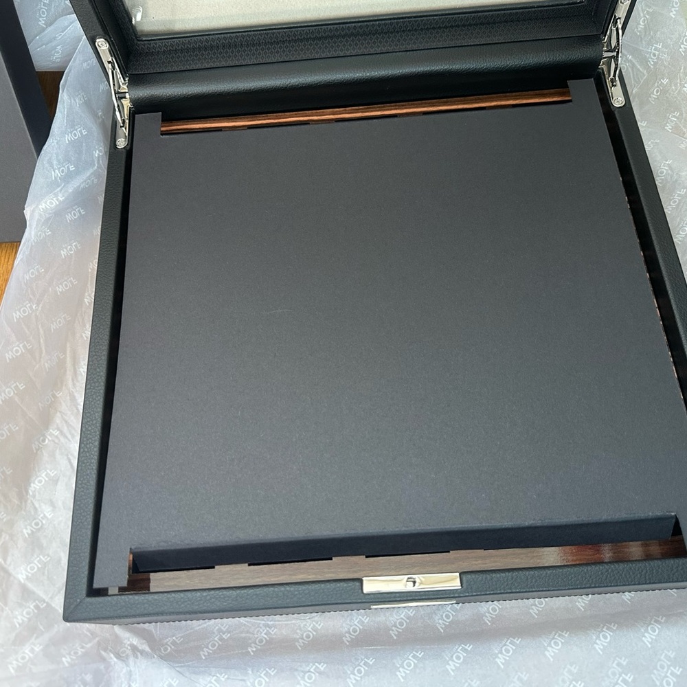 WOLF Roadster 15 Piece Watch Box with Drawer - Picture 5 of 11